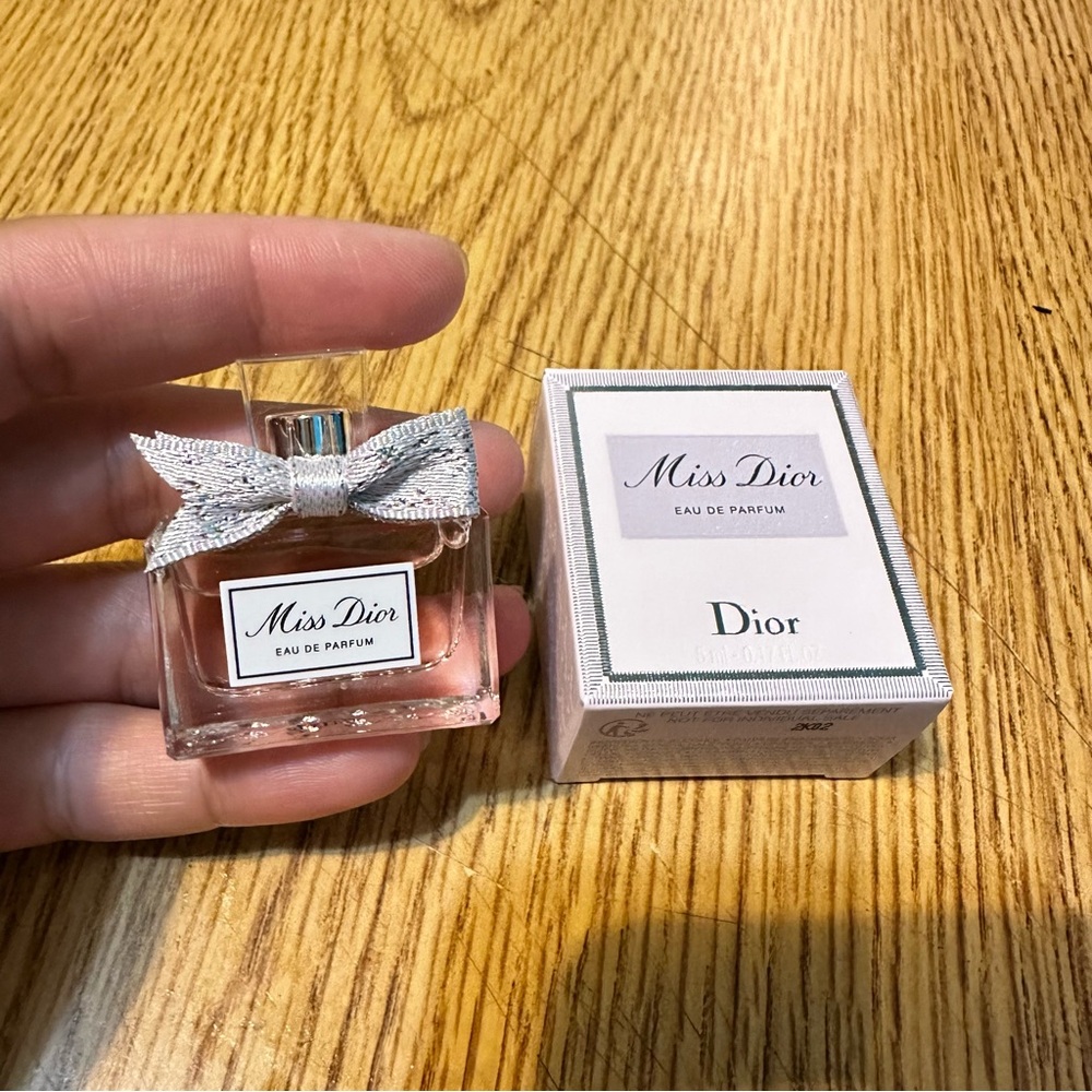 Genuine Mini Dior EUA de Parfum 5 ml 0.17 fl oz